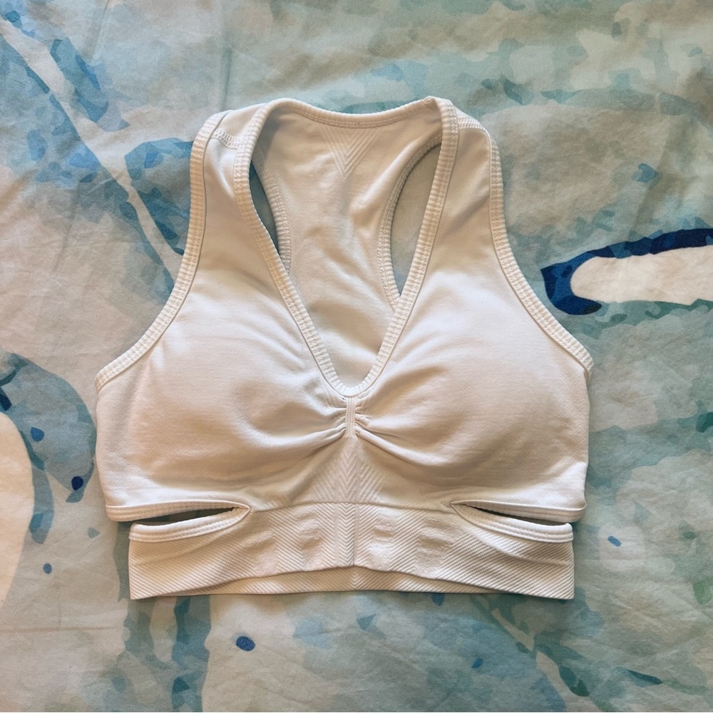 XS alphalete stratus bra | white